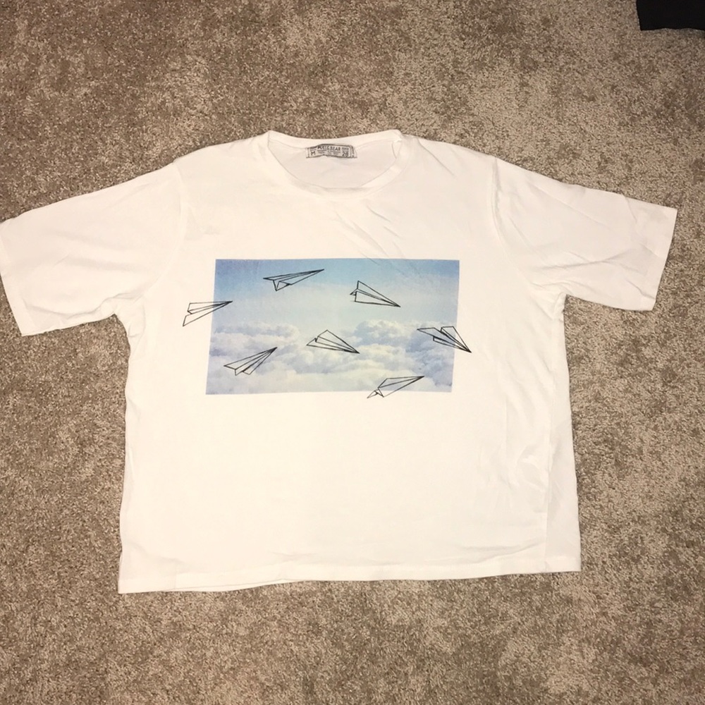 Pull and Bear Cropped T-shirt